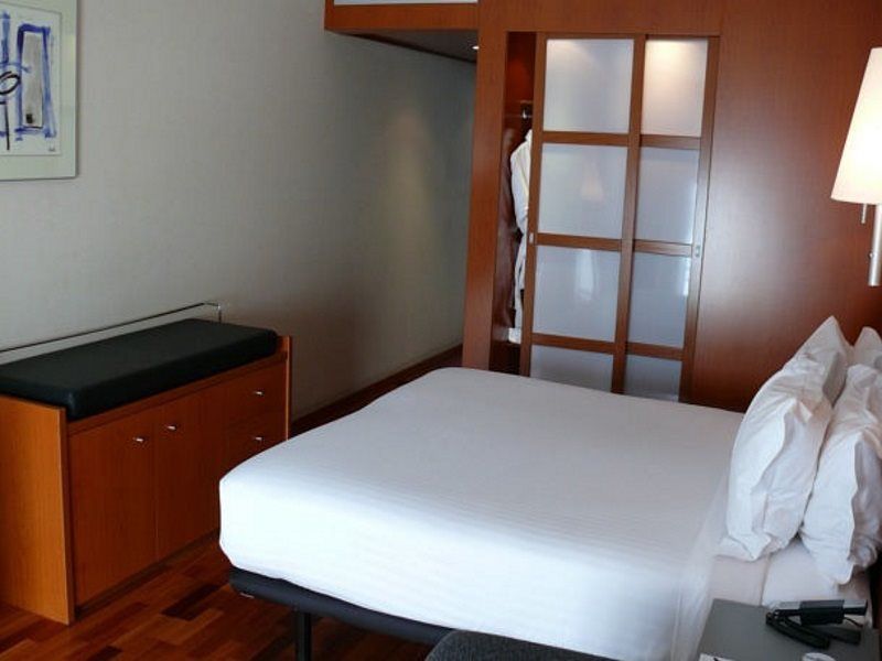 Ac Hotel La Rioja By Marriott Logroño Exterior foto